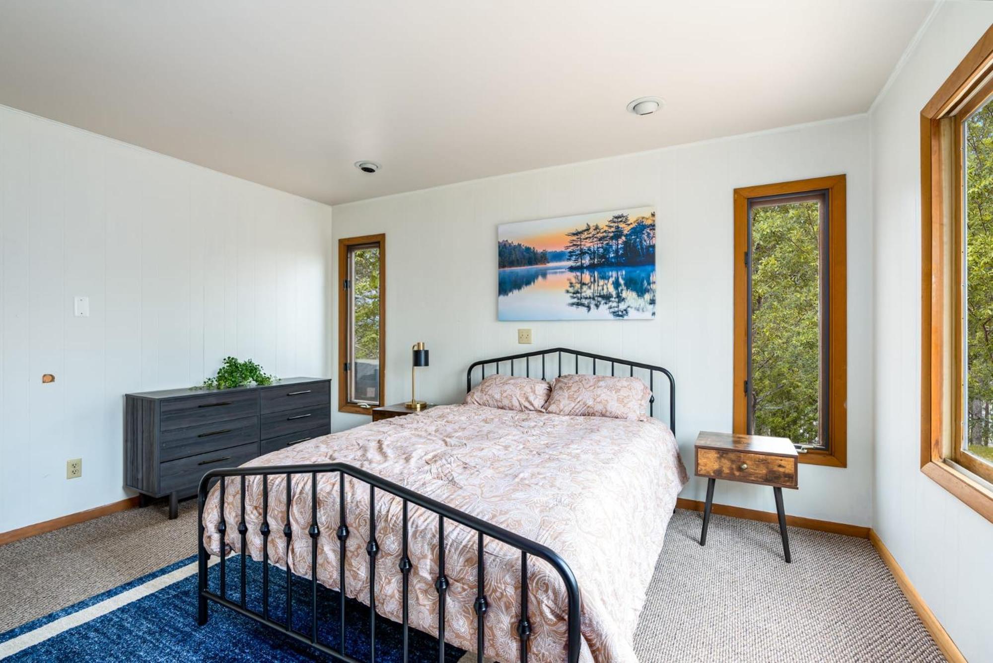 Chalet W Hot Tub, Large Deck, Grill, & Fast Wifi バークレー・スプリングス エクステリア 写真